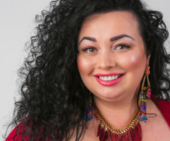 Maya, 60 – jung geblieben und bereit für die Liebe!